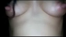 播放 已婚女人的山雀和 mammillas