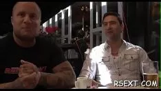 Redare Smoke toymissy este întinsă sever