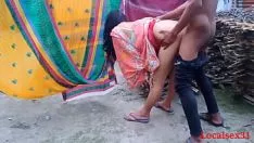 Play Desi indian bhabi sex in exterior (functionary video recording by local anaestheticsex31)