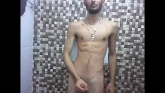 Oynat Olha o banho do novinho tt@meninodosmobs