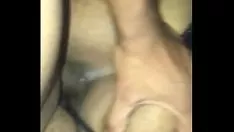 Abspielen Ich verarsche mein Mädchen mit ihrer Schwester