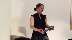 Oynat Kutasia onanizm dışında ayrıntılı bir sunum yapıyor
