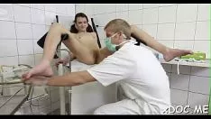 Redare Bruneta sexy missy daria c risipește și se digita