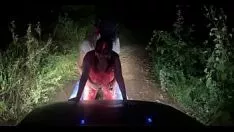 Reproducir Sexo exterior en una ruta solitaria