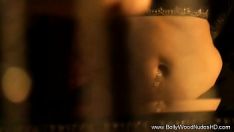 চালান বলিউডের সবচেয়ে সেক্সি সোশ্যাল ড্যান্সার