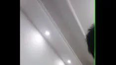 تشغيل النبيلة الساخنة وشباك الصيد ذات الأرجل الواحدة تنبت حفيف الساق والجذر في المؤخرة الكبيرة لركوب الخيل