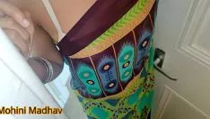Oynat Hint desi mohini becerdin ile ona set downoverlord ile hindi voice