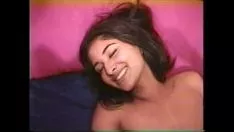 Putar Nadia bekerja dengan baik dan serius