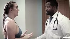 再生 Blackendocが彼のお気に入りの影響を受けた役割をassfucked