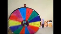 Play Hot blond baby sprains the wheel around of luck to spread out legs and she-bop