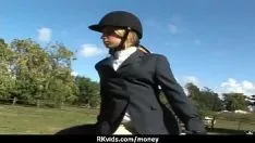 تشغيل ماذا يمكنك أن تفعل faboutme النقدية في 16