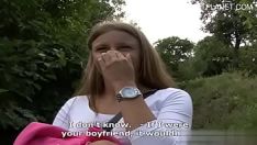 Redare Femeie căsătorită cu sânul se revoltă sever