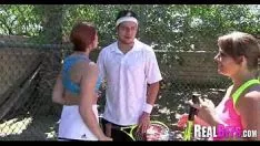 Riproduci Il tennis sull'erba di Missy si oppone alle distorsioni alle baldorie da ubriachi 142
