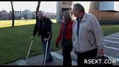 Odtwórz Gorący cuss przechodzi podróż w górę, a podróż odbywa się w amsterdamskiej kokoty