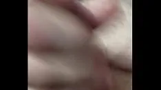 تشغيل يقوم bighairybreeder بتدليك قضيبه السمين الكبير ويخبره أنه يقذف نائب الرئيس في كل مكان أثناء مشاهدة الأفلام الإباحية