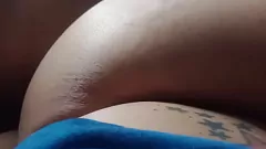 Oynat Asılı amatör femboy hareket ettikten sonra kalçaları iter - realfemboy11